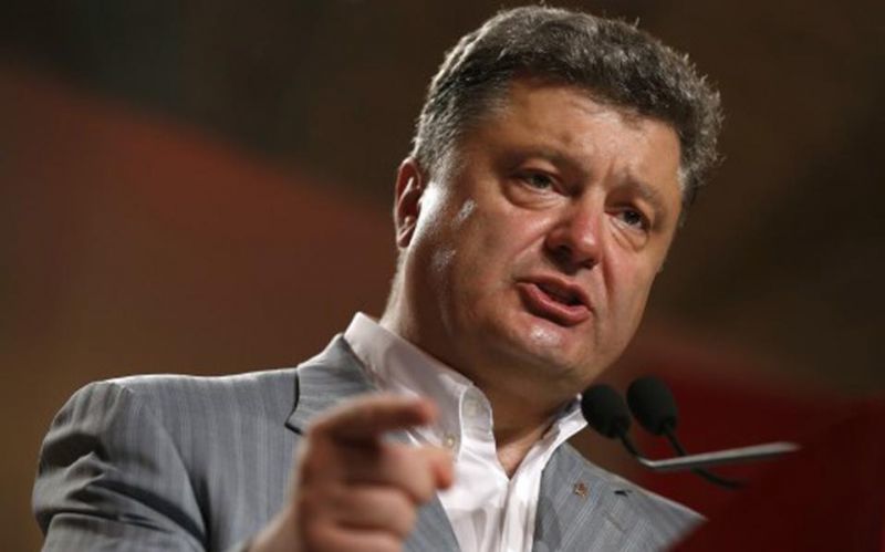 Ποροσένκο: Οι κατηγορίες της Ρωσίας είναι κυνικό πρόσχημα για νέες στρατιωτικές απειλές