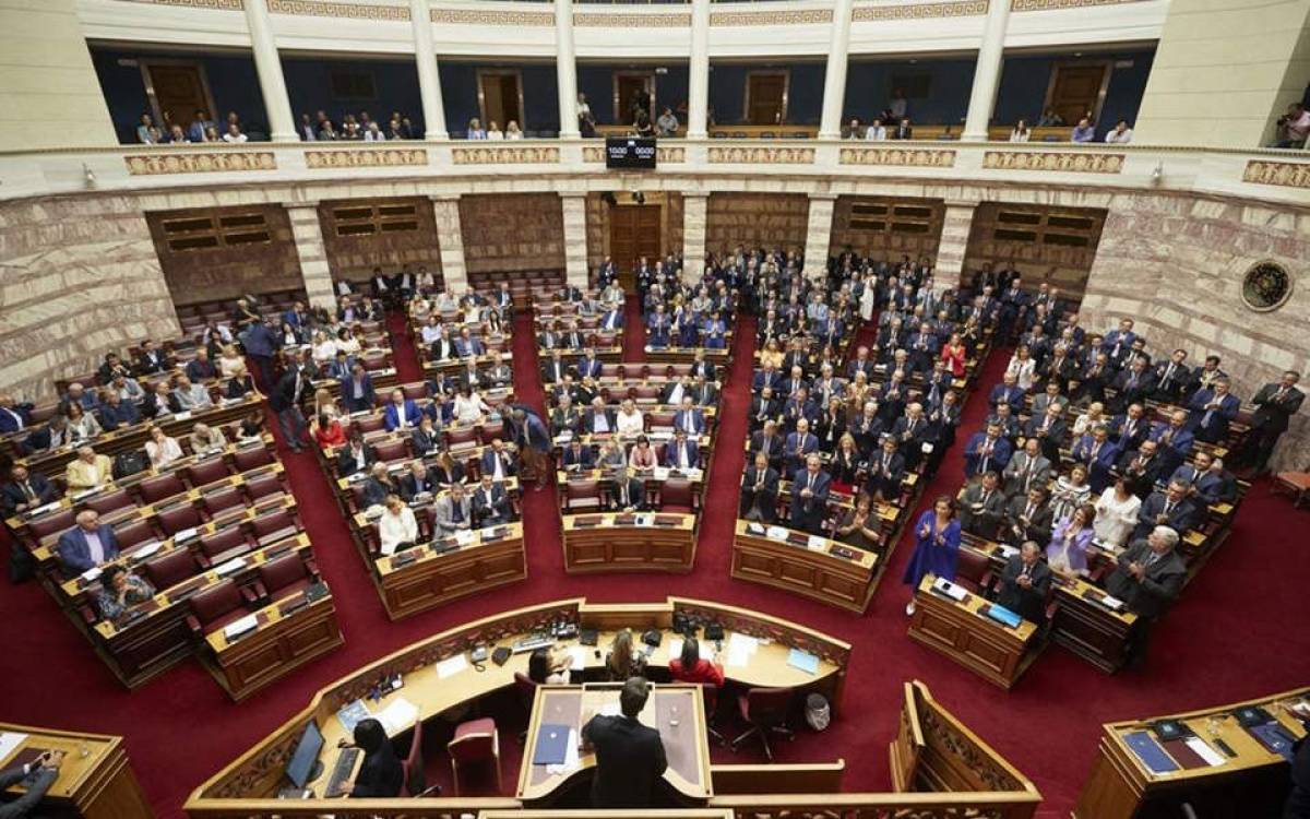 Ψηφίζεται το ασφαλιστικό νομοσχέδιο στη Βουλή