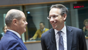 Γερμανία: Αύξηση αμυντικών δαπανών με αίτημα «διευκόλυνσης» στην Κομισιόν
