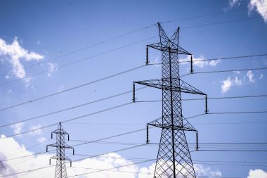 Έρχονται αυξήσεις στα τιμολόγια ρεύματος λόγω... ρύπων