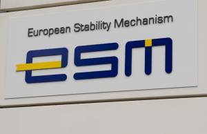 ESM: Η Ελλάδα δεν πρέπει να εφησυχαστεί