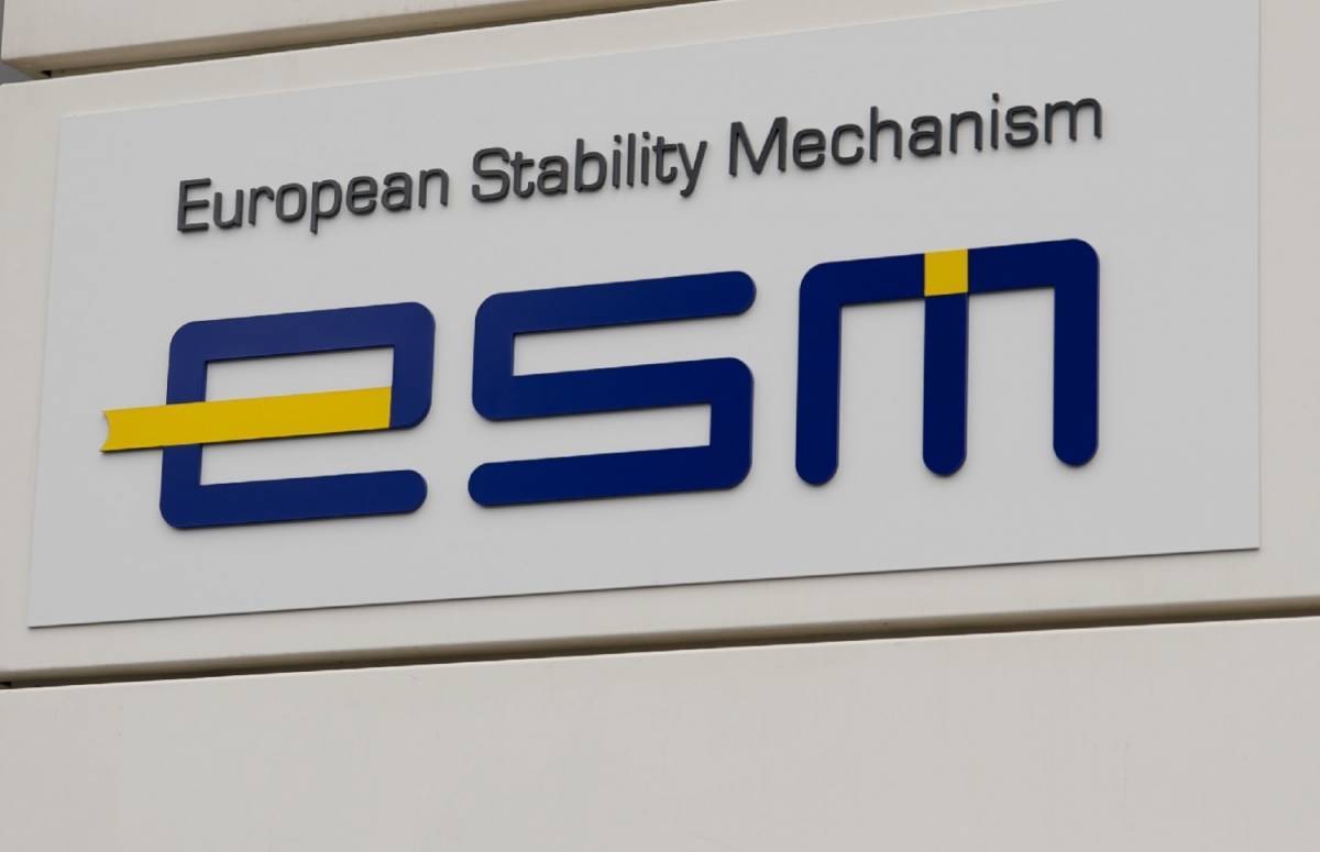 ESM: Η Ελλάδα δεν πρέπει να εφησυχαστεί