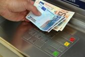 Capital Controls: Τι ισχύει σύμφωνα με την Ελληνική Ένωση Τραπεζών