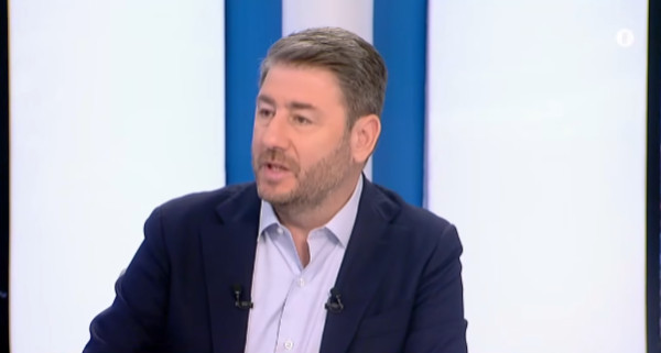 Ανδρουλάκης: Εγκληματική αδράνεια της κυβέρνησης μπροστά στο πάρτι κερδοσκοπίας