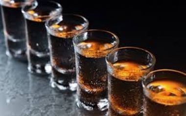 Στην κατανάλωση αλκοόλ οφείλεται το ένα στα τρία θανατηφόρα τροχαία