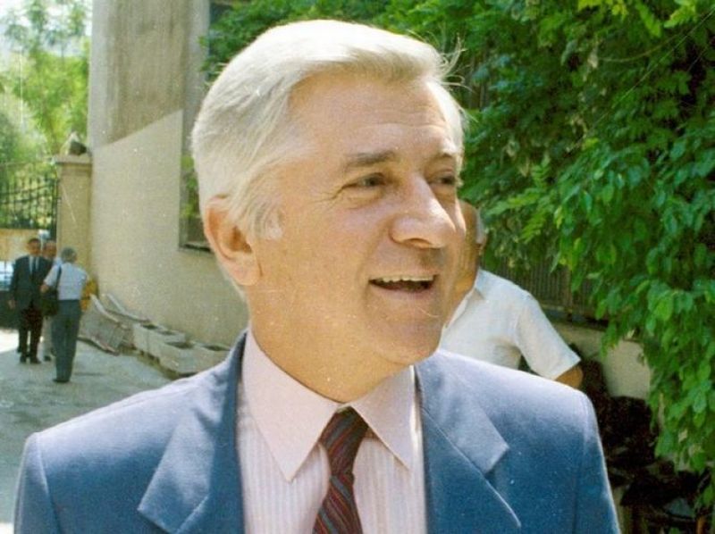 Τα μηνύματα Ντόρας- Κυριάκου για τον Παύλο Μπακογιάννη