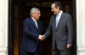 Σαμαράς: "Η Ελλάδα σήμερα βγαίνει από την κρίση"- Γιούνκερ: "Φίλος κι αδερφός ο Έλληνας πρωθυπουργός"