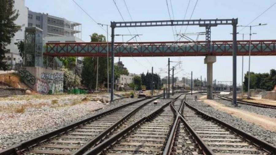 Μytilineos-Τέρνα: Αναλαμβάνουν τη νέα διπλή σιδηροδρομική γραμμή Αίγιο-Ρίο
