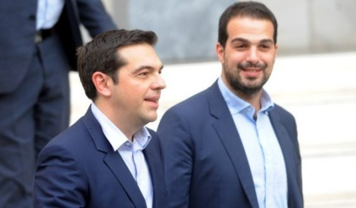 Τσίπρας: Προσπάθεια «συσπείρωσης» με... όχημα τη στήριξη Σακελλαρίδη