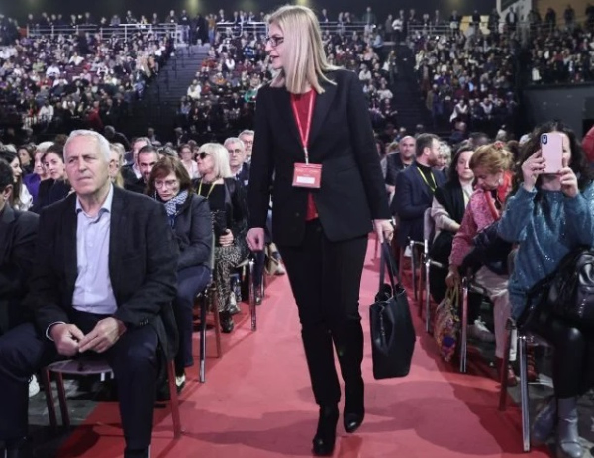 Αυγέρη: Το Συνέδριο επιβεβαίωσε την εμπιστοσύνη του στον πρόεδρο
