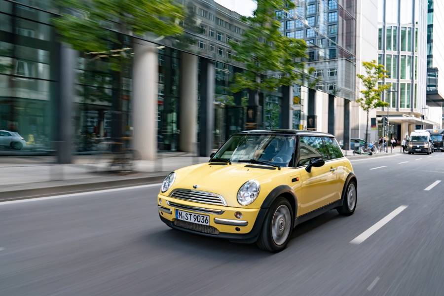 Οι ταξινομήσεις του MINI Electric σχεδόν διπλασιάστηκαν