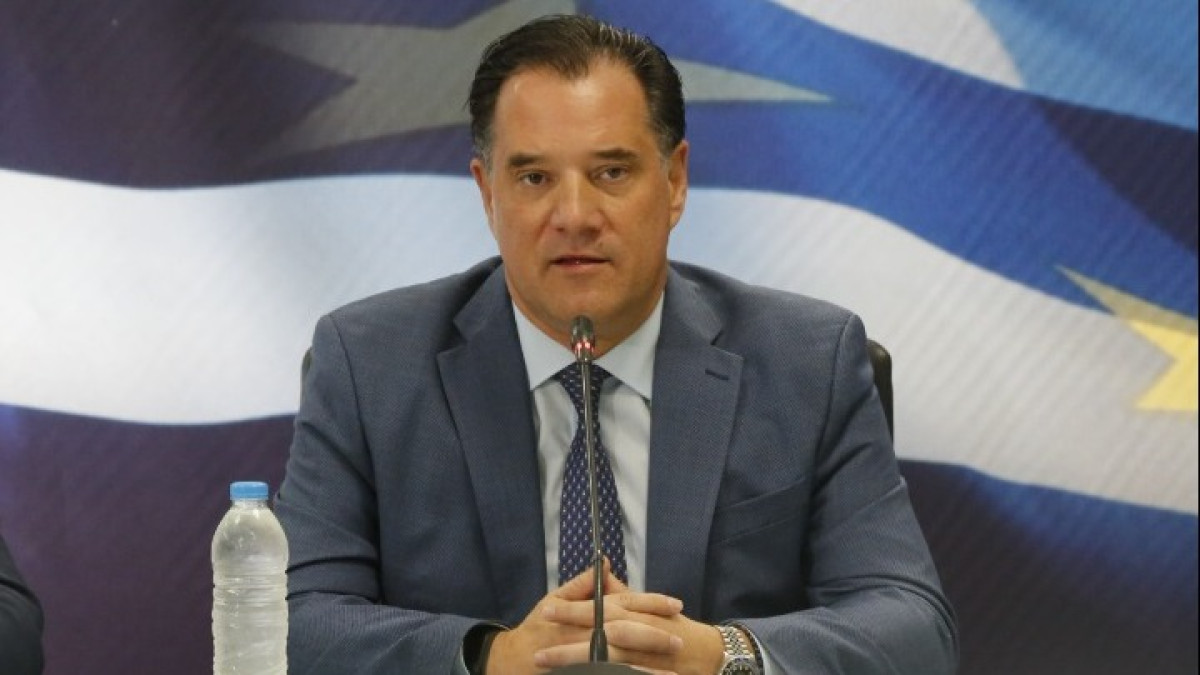 Γεωργιάδης για κορoνοϊό: Διαγράφουμε τα πρόστιμα, αλλά εμβολιαστείτε