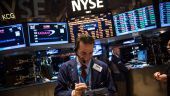Πλησιάζει τις 22.000 μονάδες ο Dow Jones