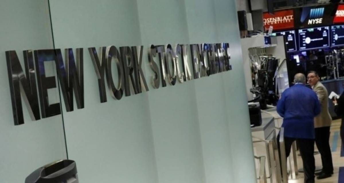 Wall Street: Νωθρή συνεδρίαση λόγω αβεβαιότητας για το πακέτο τόνωσης