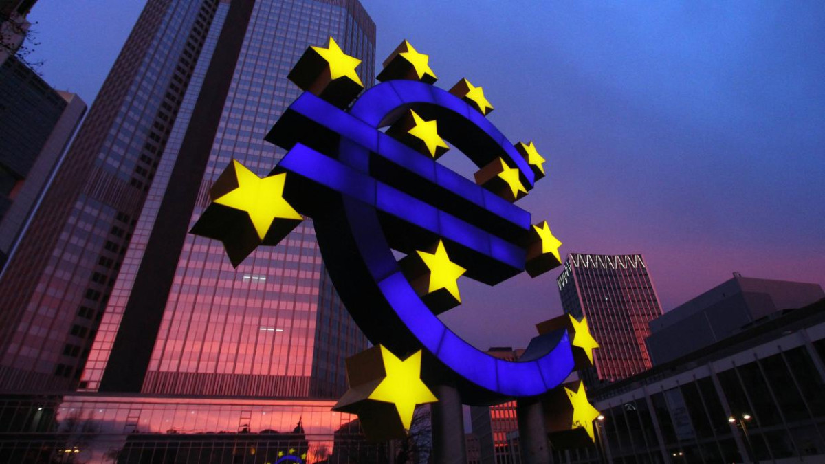 ΕΚΤ: Οι προσδοκίες των καταναλωτών για πληθωρισμό και εισοδήματα