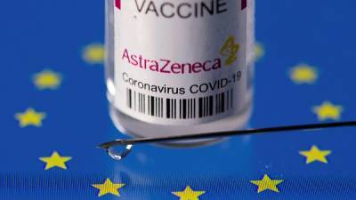 ΕΕ: Πιέζει δικαστικά την AstraZeneca για τις δόσεις των εμβολίων