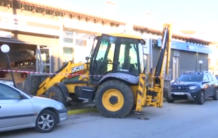 Καπανδρίτι: Ληστεία σε κοσμηματοπωλείο με μπουλντόζα!