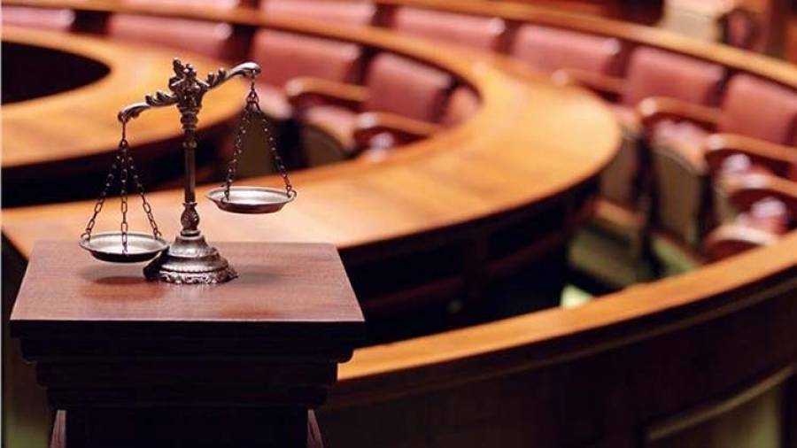 Η Ένωση Εισαγγελέων υπερασπίζεται την απόφαση για την καθαρίστρια