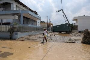 Ζημιές σε περισσότερα από 1.700 κτίρια στην Εύβοια