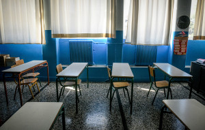 Μαζική αποστολή απειλητικών e-mails για βόμβες σε σχολεία της Αττικής