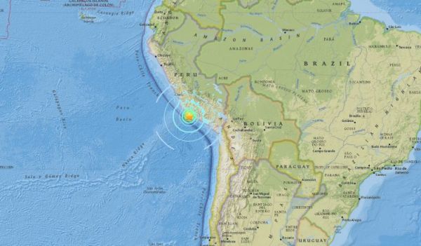 Ένας νεκρός, 20 τραυματίες από τον σεισμό στο Περού