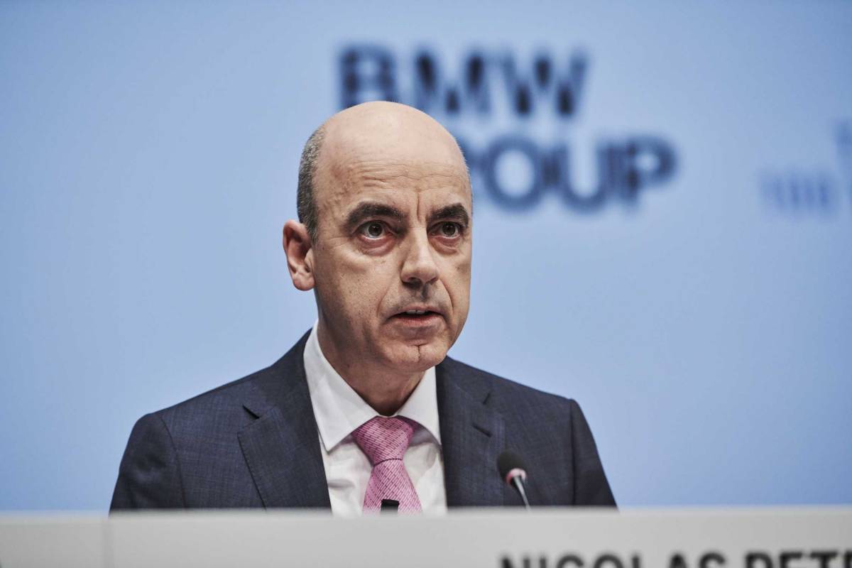 Η BMW δεν ανησυχεί για το φημολογούμενο ηλεκτρικό όχημα Apple