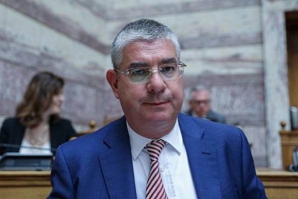 Τσακίρης: Έρχεται νέο πρόγραμμα αποκλειστικά για πολύ μικρές επιχειρήσεις