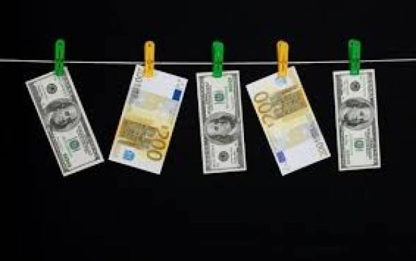 Η Ευρωπαϊκή Ένωση στην καταδίωξη του «μαύρου χρήματος»