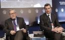 Ρέγκλινγκ: Συνεχίστε τις μεταρρυθμίσεις-Κοστέλο: Επιτήρηση και μετά τον Αύγουστο