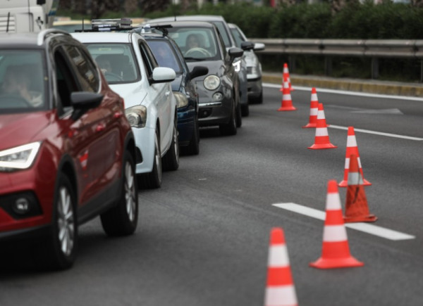 Κυκλοφοριακές ρυθμίσεις στην παραλιακή λόγω διεξαγωγής αγώνων δρόμου και ποδηλατικού αγώνα