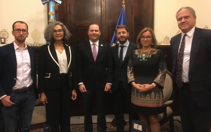 Ο Νίκος Ανδρουλάκης στη Γουατεμάλα με αντιπροσωπεία του Ευρωπαϊκού Κοινοβουλίου