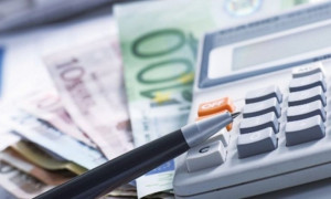 Μείωση φορολογίας εισοδήματος - Μισθοί δημοσίου: Κερδισμένοι και χαμένοι