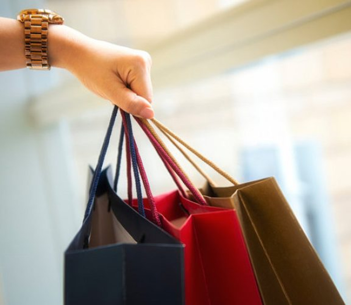 Αύξηση 2,4% του τζίρου στο λιανικό για τον Αύγουστο 2023