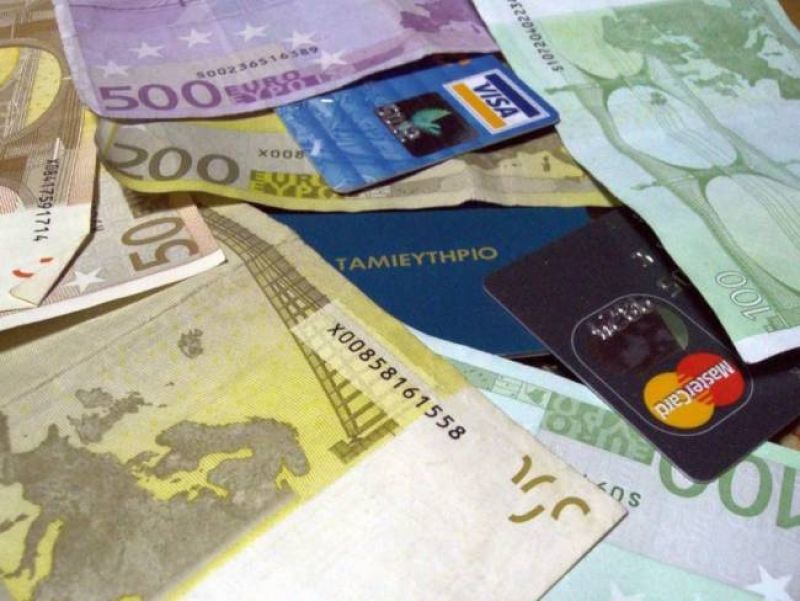 Πώς ανακουφίζει δανειολήπτες και εμπόρους το ν/σ του υπ.Εργασίας