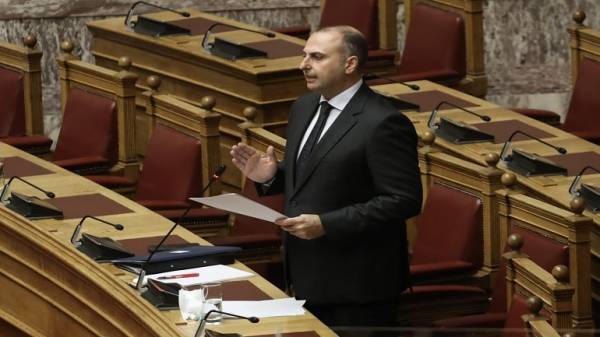 Καραγιάννης: Πάνω στα συντρίμμια δεν κάνουμε πολιτική
