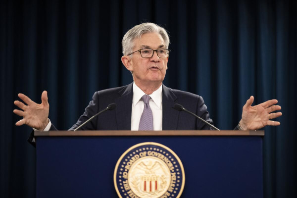 ΗΠΑ: Η Fed «έριξε» τα επιτόκια κατά 25 μονάδες βάσης