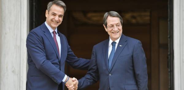 Μητσοτάκης- Αναστασιάδης: Συντονίζουν τη δράση τους απέναντι στην τουρκική προκλητικότητα