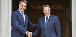 Μητσοτάκης- Αναστασιάδης: Συντονίζουν τη δράση τους απέναντι στην τουρκική προκλητικότητα