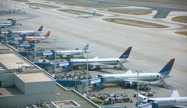 Ανοδική πορεία για την κίνηση στο Ελ. Βενιζέλος και τον Οκτώβρη