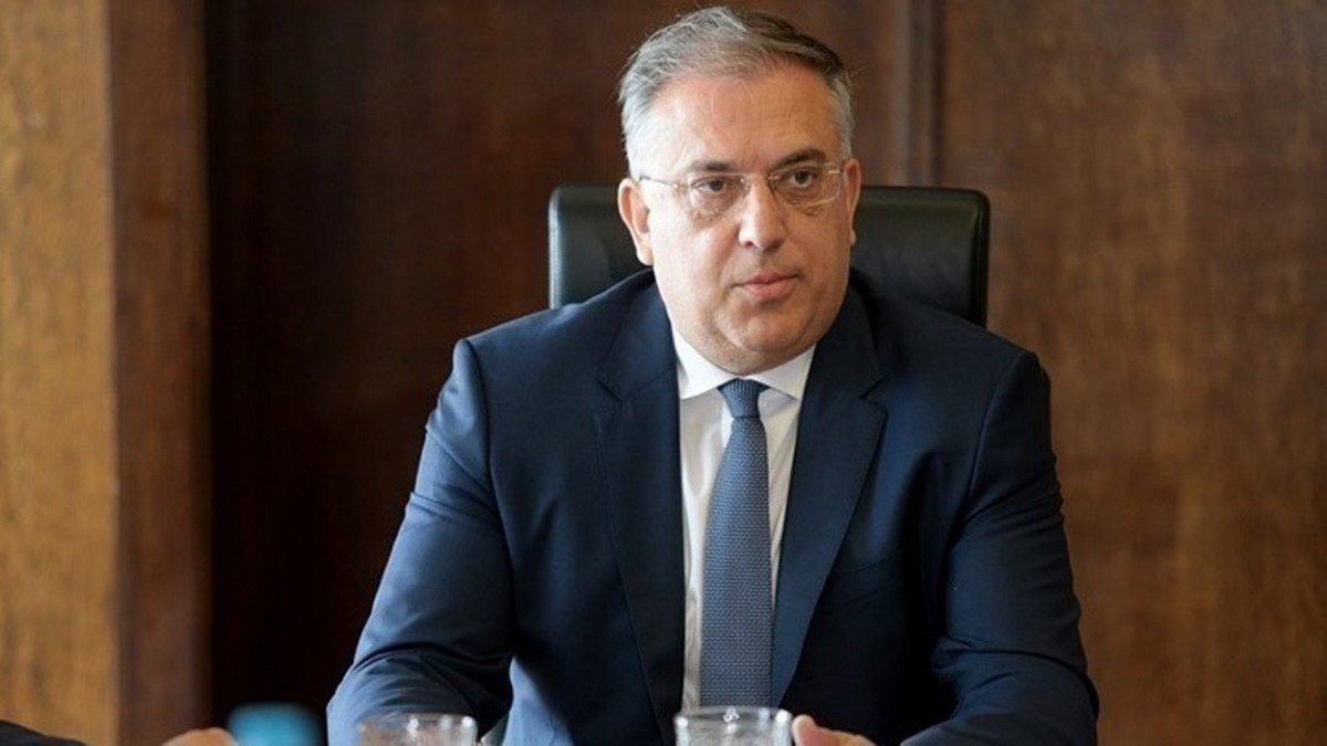 Θεοδωρικάκος για Τσίπρα: Δεν δεχόμαστε μαθήματα εθνικής κυριαρχίας