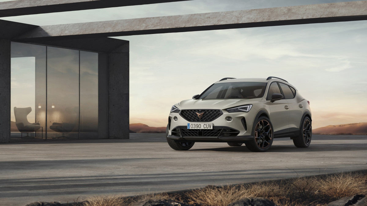 CUPRA Formentor VZ5 Taiga Grey: η συλλεκτική έκδοση των 999 μονάδων μπαίνει στην παραγωγή