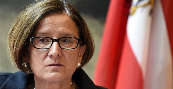 Λάιτνερ: Στόχος η οριστική αποτροπή της μαζικής μετανάστευσης στην Ευρώπη