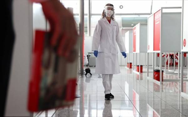 Παράταση του lockdown εξετάζει η Γερμανία