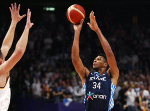 Αποχαιρέτησε με ψηλά το «κεφάλι» η Ελλάδα το Eurobasket 2022
