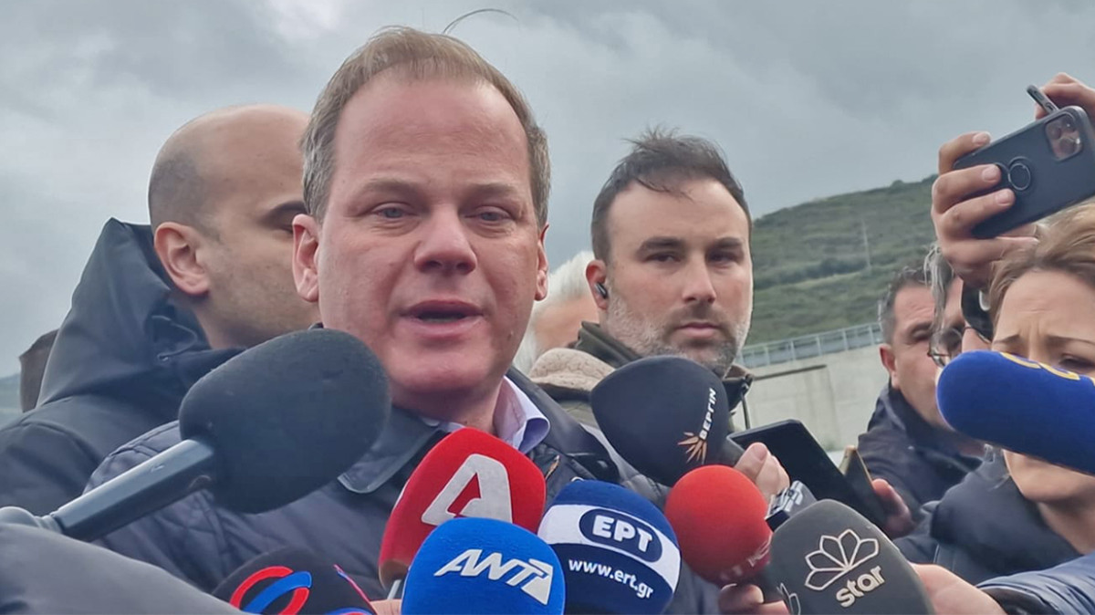 Παραιτήθηκε ο υπουργός Υποδομών και Μεταφορών, Κώστας Καραμανλής