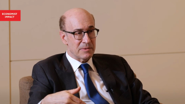 Ρογκόφ (καθηγητής Harvard): Τα δύο μεγάλα προβλήματα της Ελλάδας