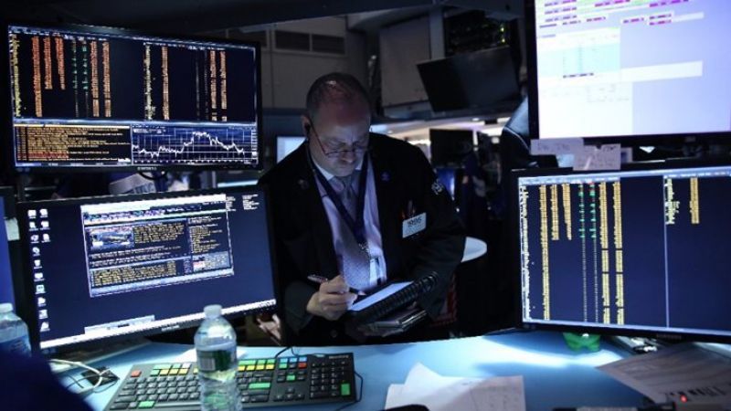 O τυφώνας Ίρμα "ρίχνει" τη Wall Street