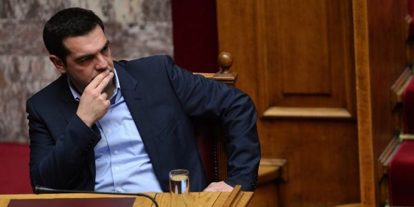 Γιατί δεν είναι στην Βουλή ο Τσίπρας;