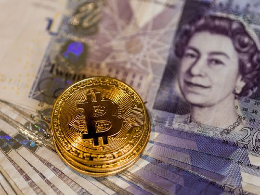Το… φιάσκο της βρετανικής λίρας ενισχύει την ελκυστικότητα του Bitcoin