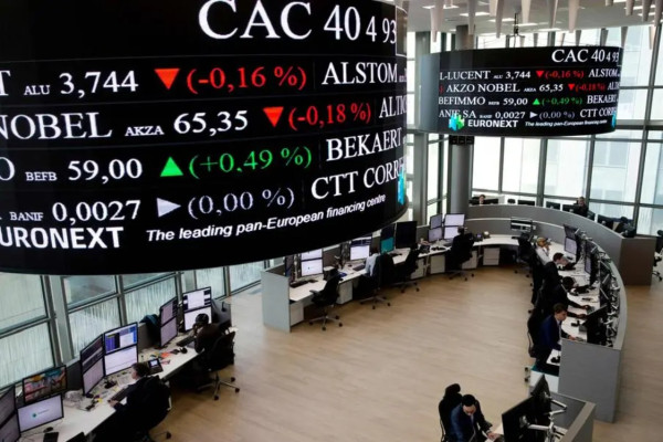 Ταραγμένα νερά στις ευρωαγορές, λόγω ανησυχιών για τεχνολογική φούσκα